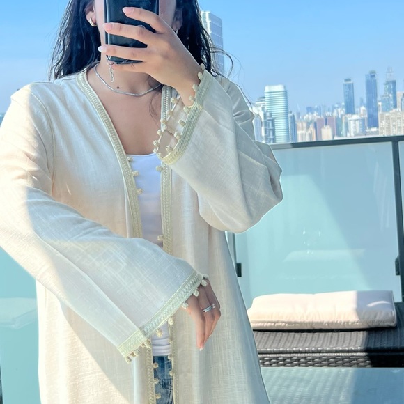 Elegant Cream Women's Robe - Picture 1 of 3